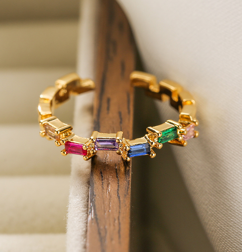 Niche Personality Ring for Women with Unique Design